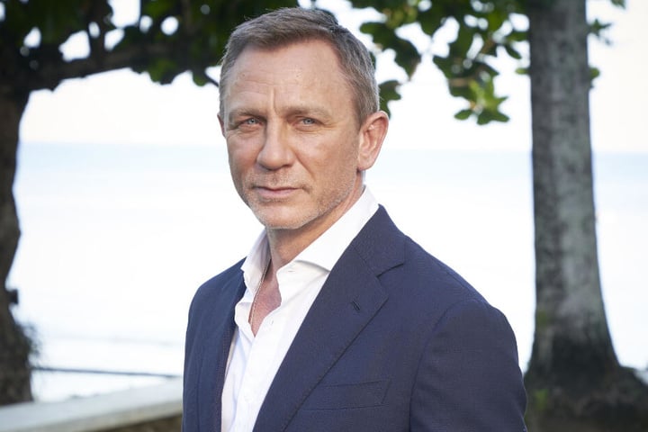 Daniel Craig (51) wird ab dem 2. April ein letztes Mal in der Rolle des James Bond in den deutschen Kinos zu sehen sein.