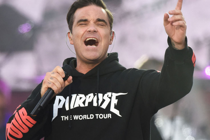 Auch Robbie Williams begeisterte mit seinen Songs "Angels" und "Strong".