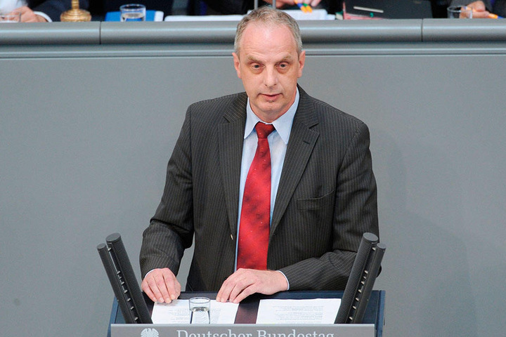 Üben, üben, nochmals üben - so das Motto von Detlef Müller (53, SPD) vor seiner ersten Rede.