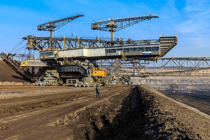 Der Braunkohletagebau Nochten, der ursprünglich bis 2045 betrieben werden soll, beliefert das Kraftwerk Boxberg. Wann hier Schluss ist, wird auch in der Kohlekommission besprochen.
