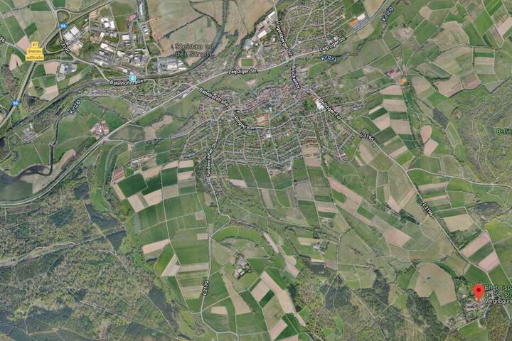 Kurz vor dem Erlebnispark Steinau (unten rechts) passierte das Unglück.