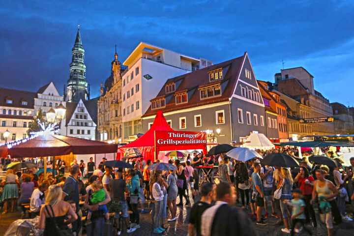 Auch in diesem Jahr findet der traditionelle Mauritius-Fassbieranstich beim Zwickauer Stadtfest auf dem Hauptmarkt statt.