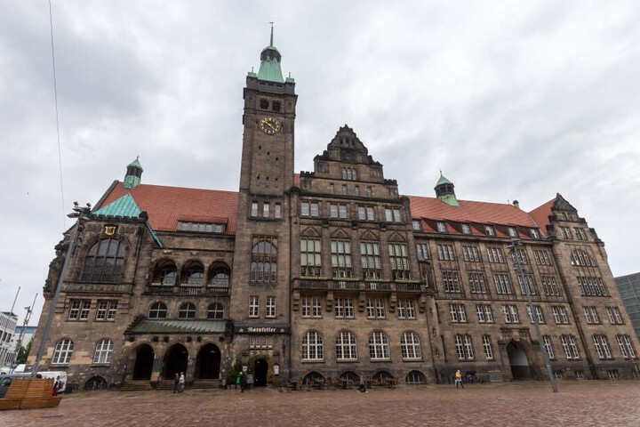 Die Chemnitzer Bürgermeister wiesen in den letzten Monaten immer wieder Ratsanfragen zurück.