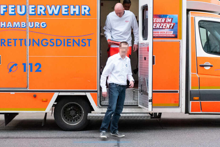 Der Mitarbeiter konnte nach kurzer Zeit den Rettungswagen verlassen.
