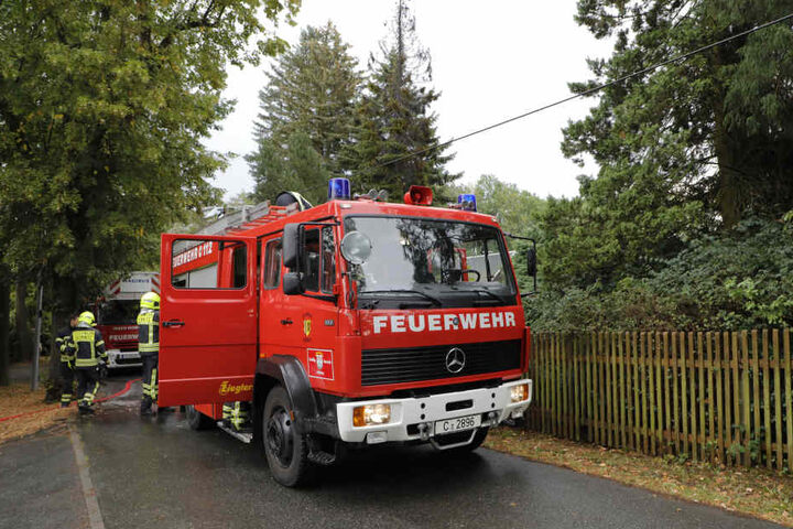 Gegen 17.00 Uhr wurde die Feuerwehr zum Richterweg wegen eines vermeintlichen Wohnungsbrandes gerufen.