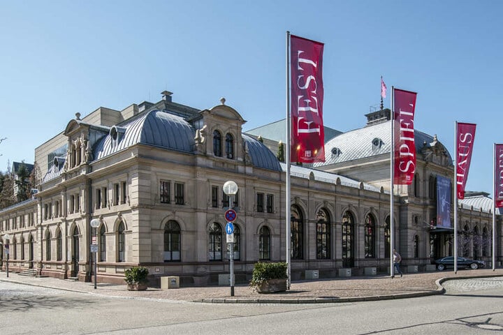 Seit je her ein Besuchermagnet: das Festspielhaus von Baden-Baden.