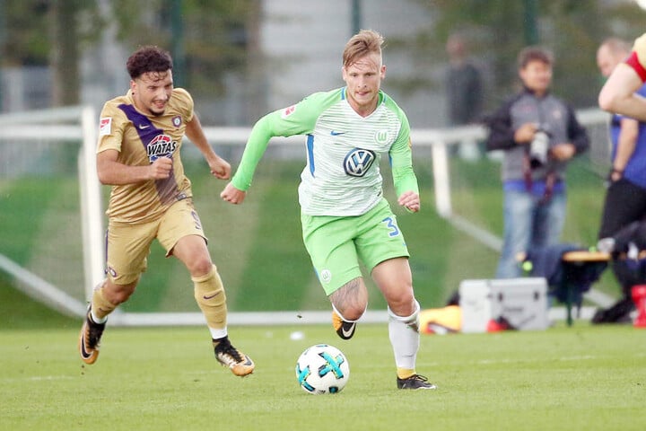 Marvin Stefaniak bereitete das 2:0 für Wolfsburg mit vor.