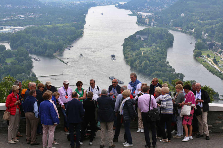 Blick vom Drachenfels über den Rhein.