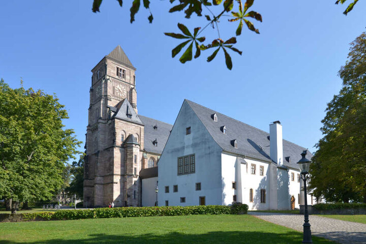 Im "Schloß zu Chemnitz" wurden die Ritter gemustert - jetzt zeigt das Museum eine Ausstellung über Fechtkünste.