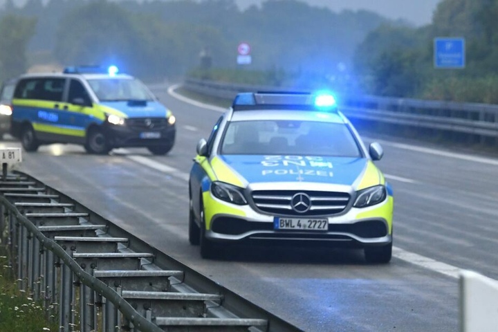 Die Polizei nahm den Unfall auf der A33 auf. (Symbolbild)