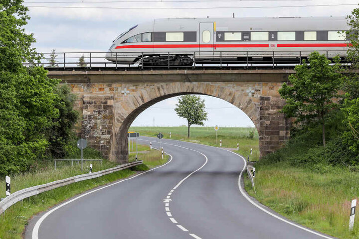 Allein in Sachsen sind 61 Brücken so sehr beschädigt, dass ein Ersatz nötig ist.
