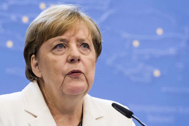Die FDP äußert Kritik an Bundeskanzlerin Angela Merkel, sie habe an Autorität verloren.