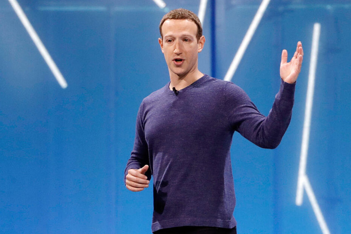 Mark Zuckerberg, Vorstandsvorsitzender von Facebook, spricht auf der Facebook-Entwicklungskonferenz F8. Recrop. (Archivbild)