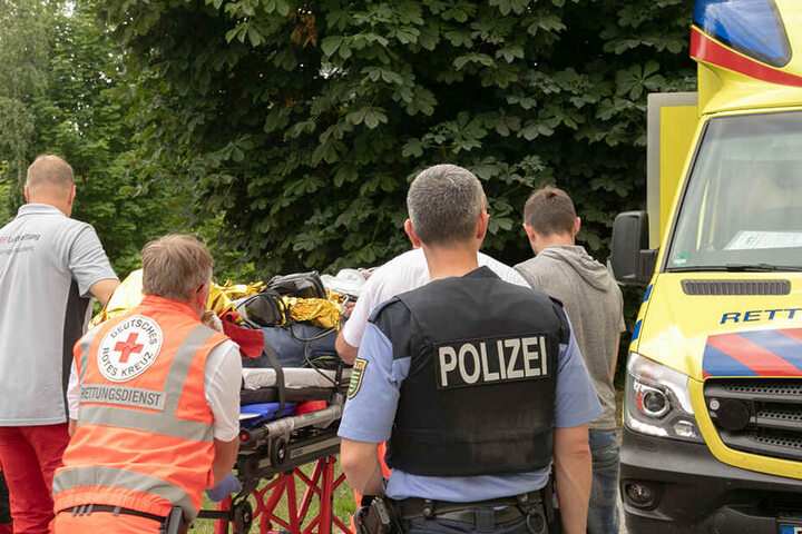 Der Pole zog sich bei dem Crash in Bischofswerda schwere Verletzungen zu, musste mit einem Rettungshubschrauber in die Klinik gebracht werden. Bleibende Schäden hat er nicht davongetragen.