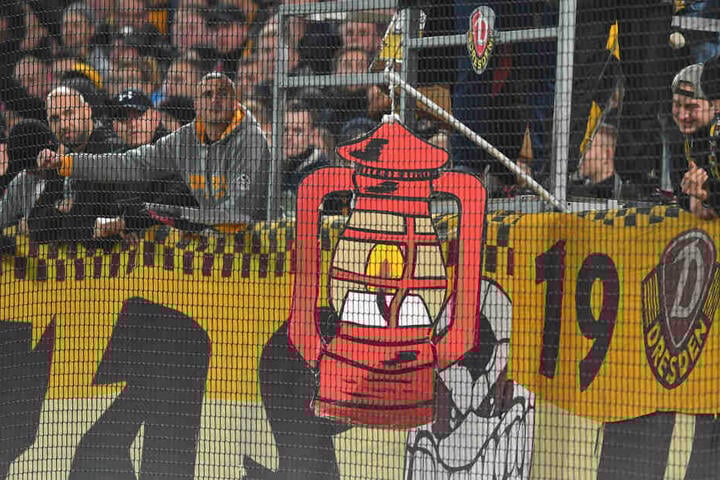 Immerhin: Die Rote Laterne konnte Dynamo an den Gegner aus Wiesbaden weitergeben.