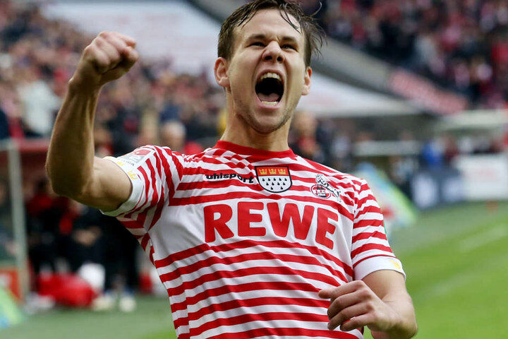 Louis Schaub bejubelt sein Traumtor gegen Dynamo Dresden (10. November)
