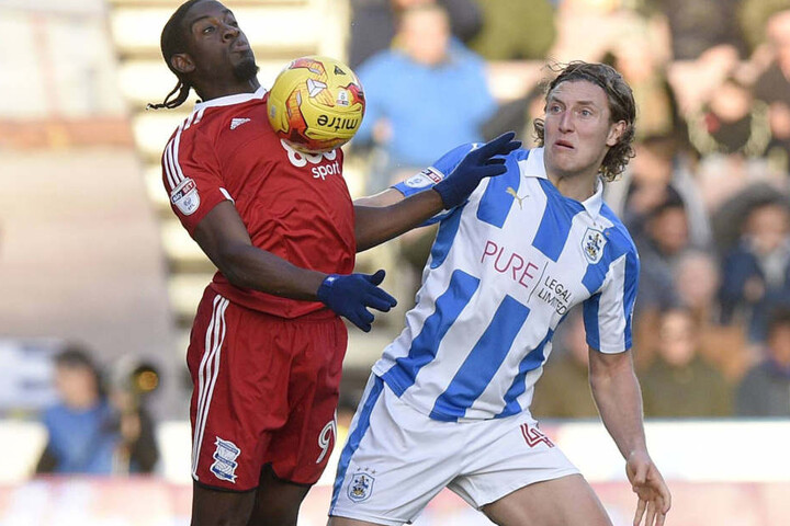 Michael Hefele (r.) wechselte nach England zu Huddersfield Town.
