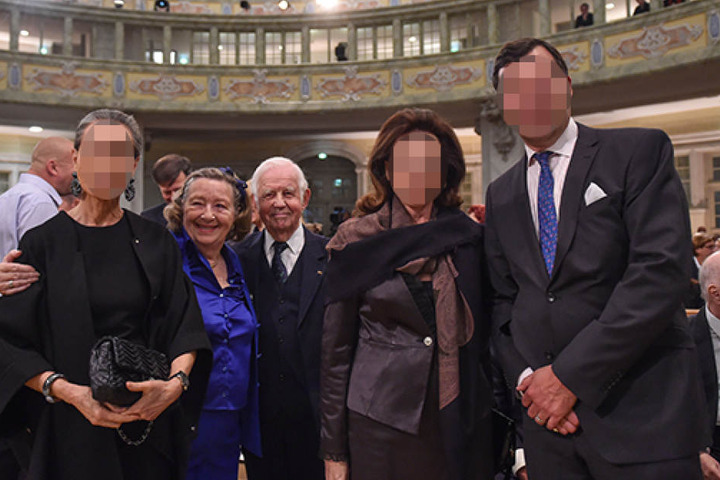 Andreas W. (55, r.) und die Biedenkopfs ließen sich oft gemeinsam bei feinen
Anlässen sehen.