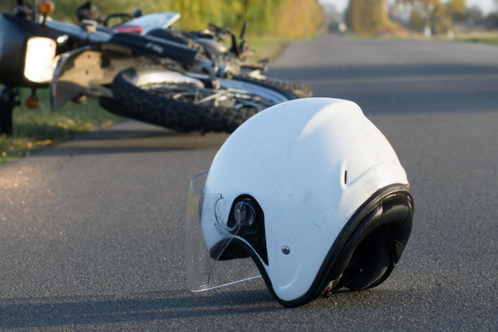 Für den Biker kam jede Hilfe zu spät. (Symbolbild)