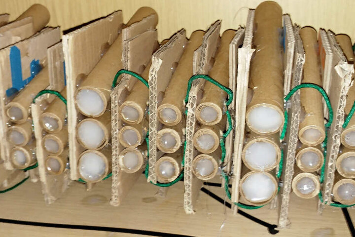 Selbst hergestellte Pyrotechnik.