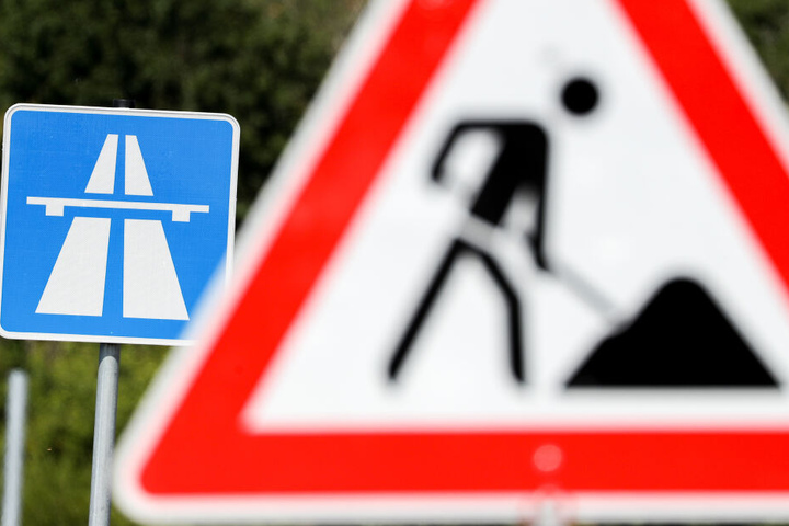 Die Instandsetzungsarbeiten auf der A 72 gehen weiter. (Symbolbild)