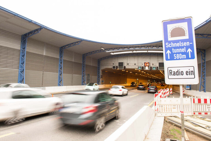 Im Juni wurde der erste A7-Lärmschutztunnel in Schnelsen für den Verkehr freigegeben.