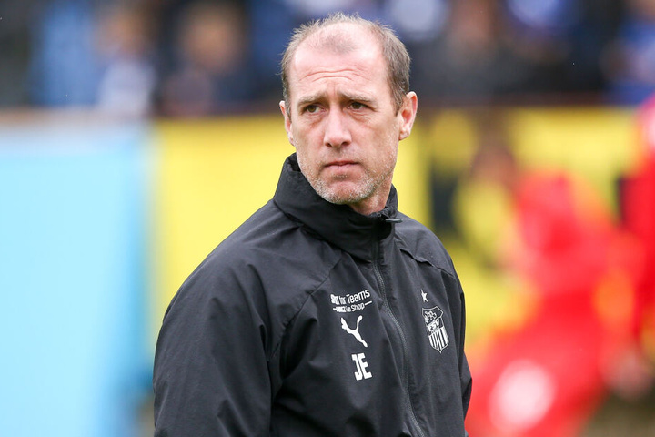 FSV-Coach Joe Enochs bedauert den geplatzten Deal.