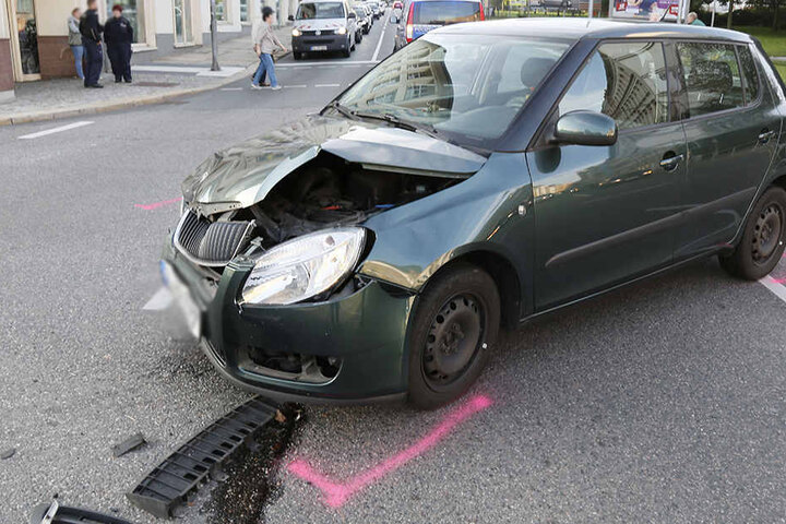 Gegen 07.30 Uhr kam es zum Crash zwischen einem Skoda und einem Citroen.
