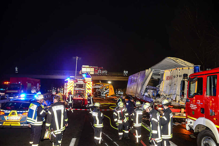 Zahlreiche Einsatzkräfte aus der Region waren im Einsatz.