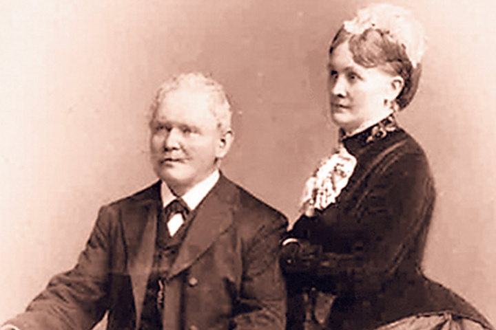 Firmengründer August Ludwig „Louis“ Jumpelt mit seiner Gattin. Sein Vater war
Theaterfriseur.