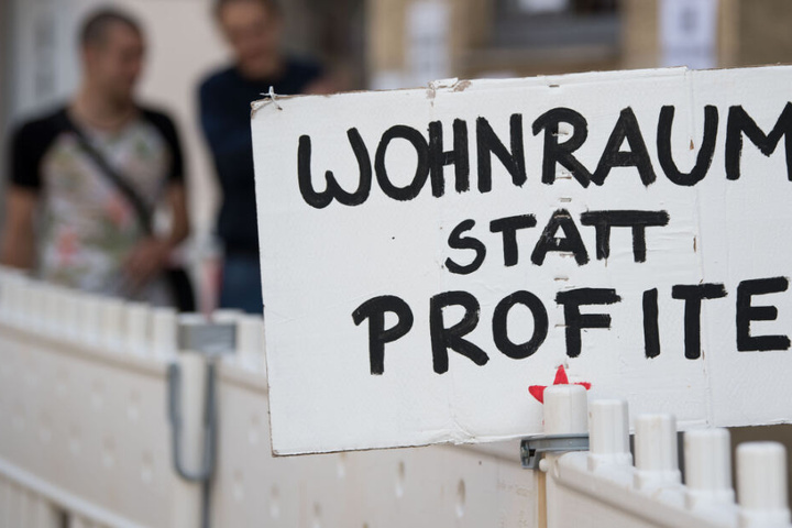 Die Wohnungsnot ist auch in Baden-Württemberg spürbar. (Symbolbild)
