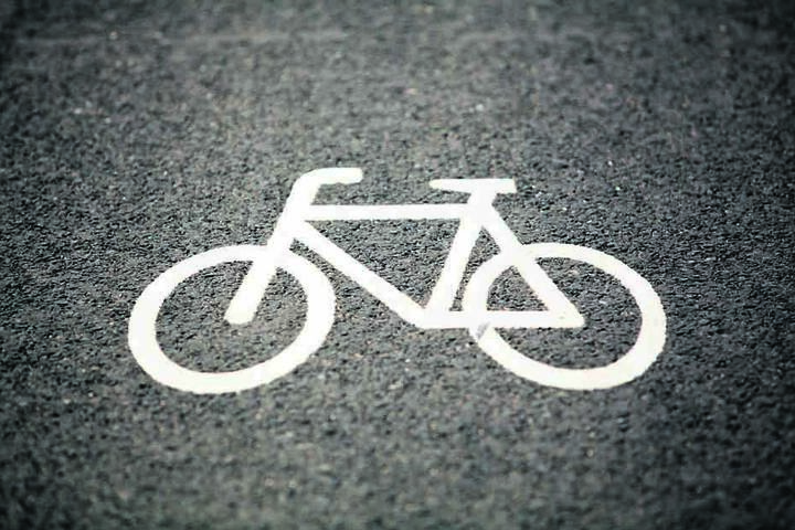 Das Nadelöhr auf der Winterbergstraße hatte bislang keinen eigenen
Radweg.