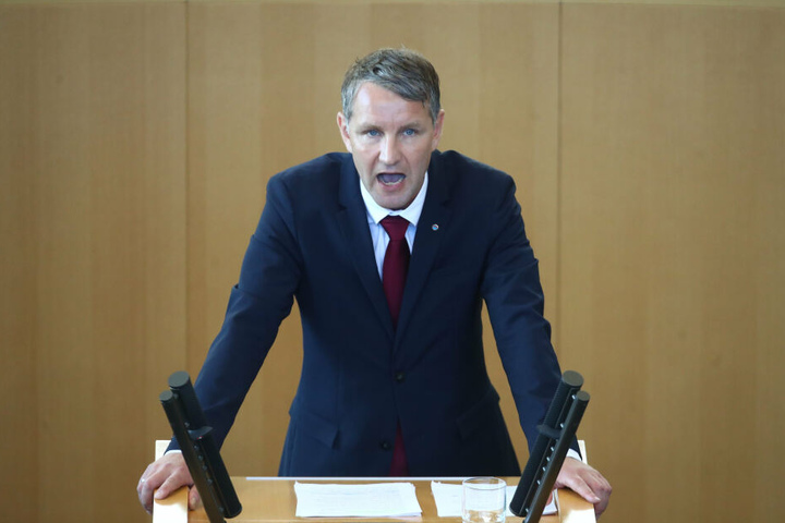 Björn Höcke, hier bei einer Landtagssitzung, wies der Verdacht einer Spende des Tatverdächtigen an seinen Landesverband ab.