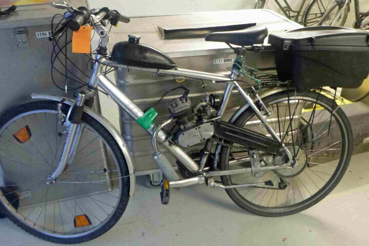 Das Fahrrad hatte der Mann umgebaut.