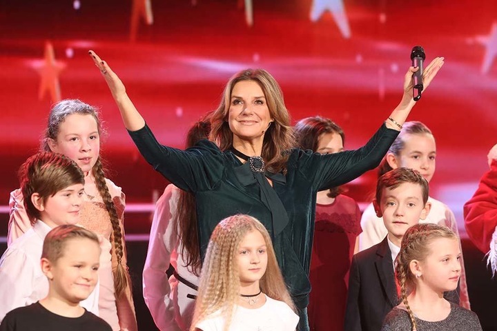 Moderatorin Kim Fisher (48) präsentiert "Weihnachten bei uns" in der Chemnitzer Stadthalle.