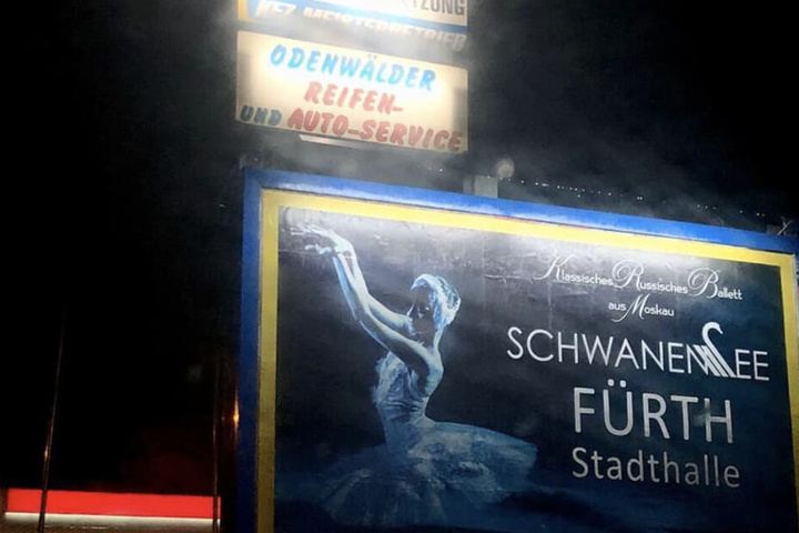 Das aufgestellte Plakat sorgt für ziemlich viel Verwirrung im Odenwald.