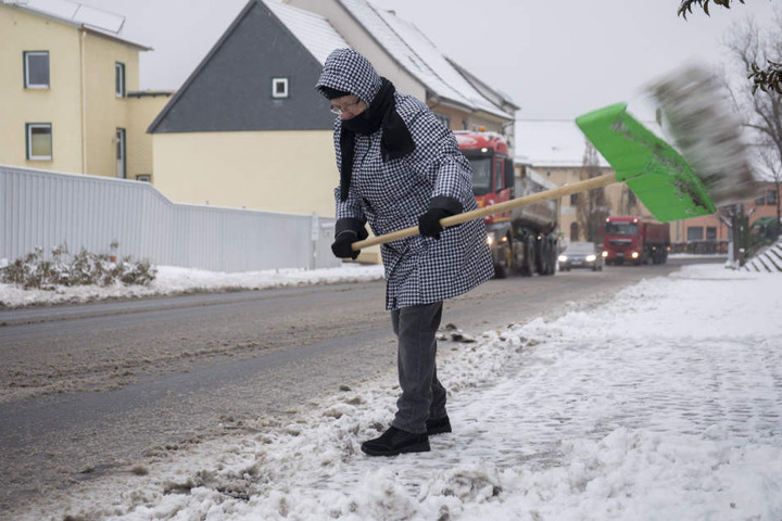 In Oberhof mussten die Anwohner schon ordentlich Schnee schippen.