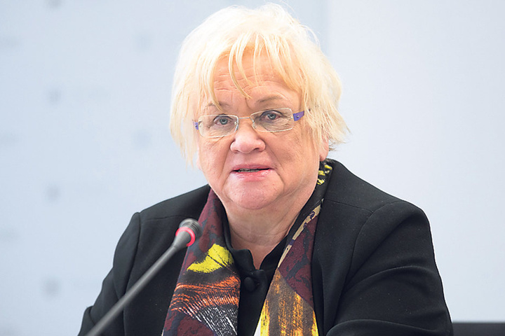 Christa Müller (64, CDU), kulturpolitische Sprecherin ihrer Fraktion, fordert
eine genaue Prüfung.