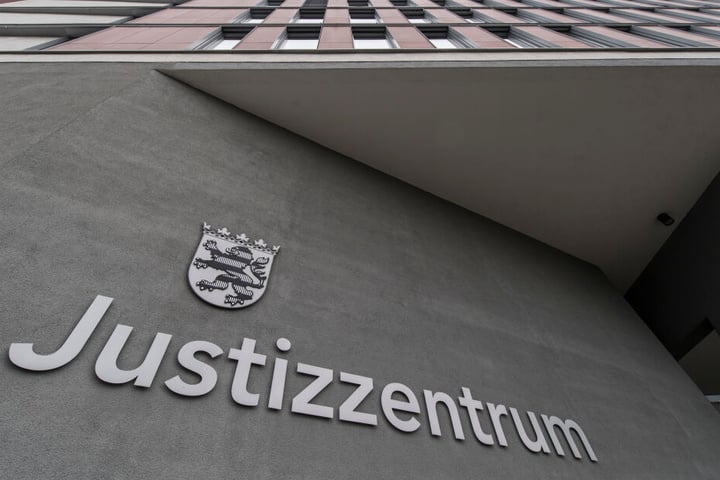 Ali B. muss sich vor dem Landgericht in Wiesbaden verantworten. (Symbolbild)