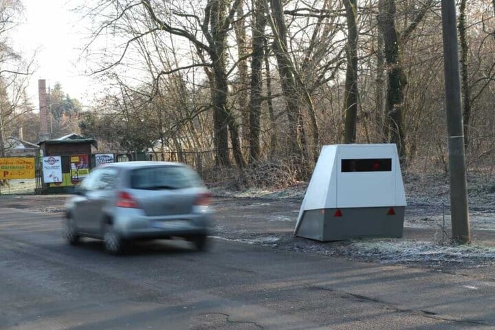 Der Blitzer auf dem Goethesteig.