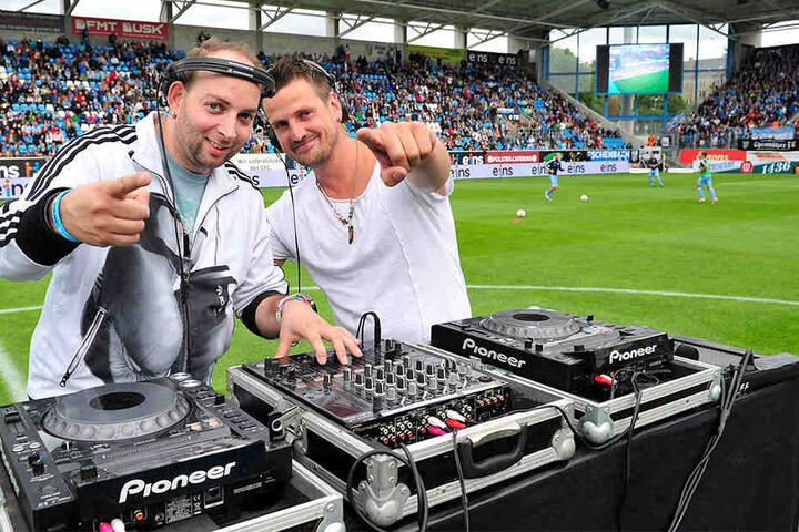 Vielleicht gibt’s schon bald einen gemeinsamen Track von Stereoact und den Randfichten. Sebastian Seidel (34) und Ric Einenkel (39) wären dabei.