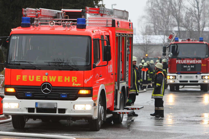 Die Einsatzkräfte der Feuerwehr mussten den Mann reanimieren.