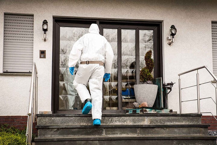 Die Polizei sicherte die Spuren am Tatort.