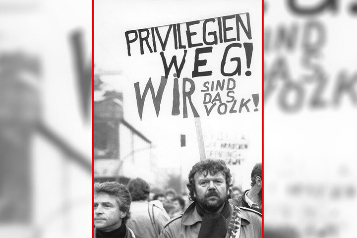 Die Montagsdemonstrationen waren für viele DDR-Bürger der Einstieg in die Politik. Auch für Holger Zastrow.
