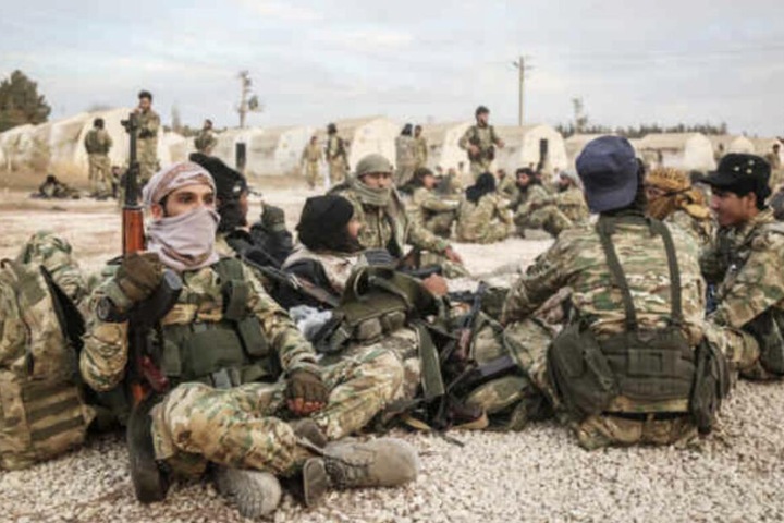 Türkische Soldaten besetzen Teile von Nordsyrien.
