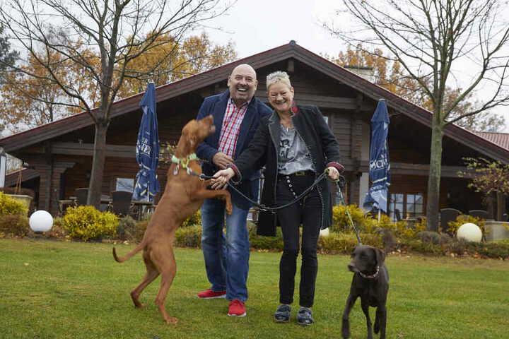 Der Kultwirt und seine Lebensgefährtin Anke Berger bewirten ab Februar die Clubgäste wie auch Nichtgolfer auf dem Golfplatz Ullersdorf.