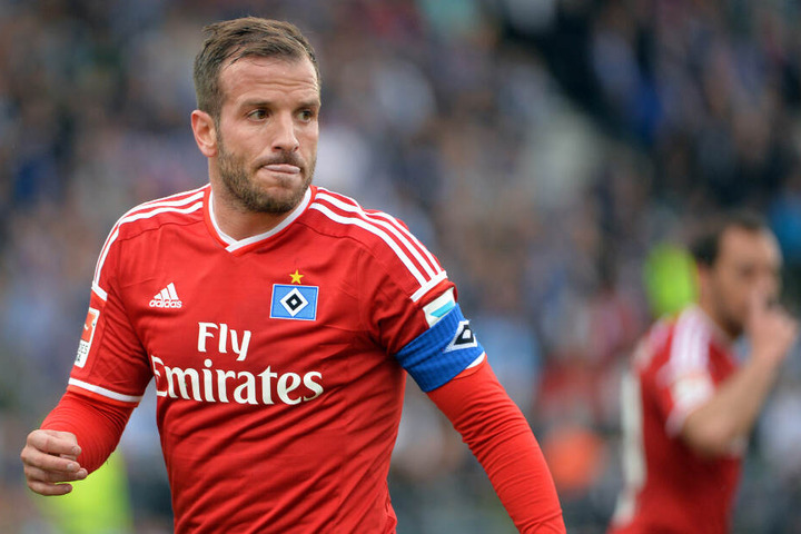 Rafael van der Vaart führte den Hamburger SV als Kapitän aufs Feld.