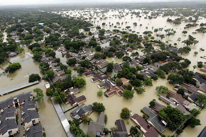 Ende August: Houston steht etwa einen Meter unter Wasser.