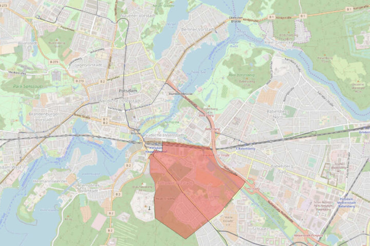 Die Sperrzone in der Teltower Vorstadt in Potsdam ist Rot eingefärbt.