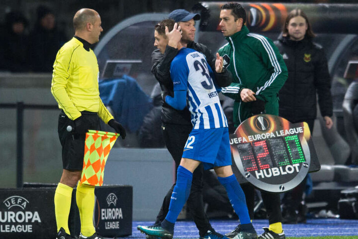 Vater wechselt seinen Sohn aus: Im Spiel gegen Östersund konnte Dardai Junior durchaus überzogen.